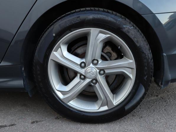 Hyundai Sonata VII (LF) Рестайлинг с пробегом 2017 года, цена 1 849 000 рублей, 110919 км, седан, Автокод Объявления