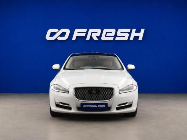 Jaguar XJ IV (X351) Рестайлинг с пробегом 2019 года, цена 3 940 000 рублей, 97620 км, седан, Автокод Объявления