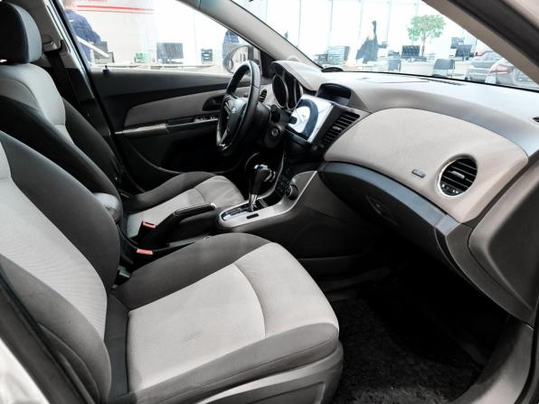 Chevrolet Cruze I с пробегом 2009 года, цена 330 000 рублей, 192432 км, седан, Автокод Объявления