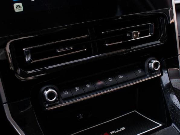 Haval M6 II с пробегом 2023 года, цена 1 555 000 рублей, 131407 км, внедорожник, Автокод Объявления