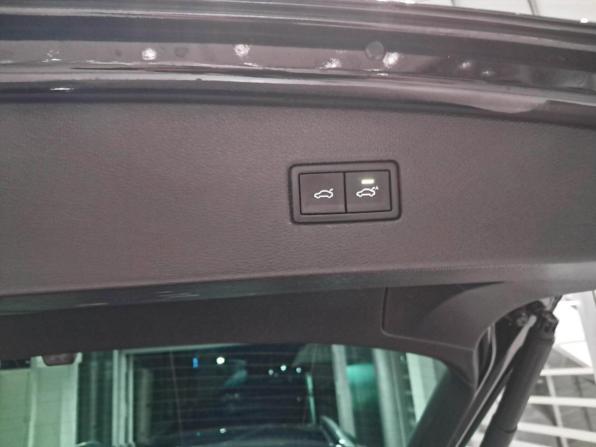 Volkswagen Tiguan II с пробегом 2020 года, цена 3 410 000 рублей, 78202 км, внедорожник, Автокод Объявления