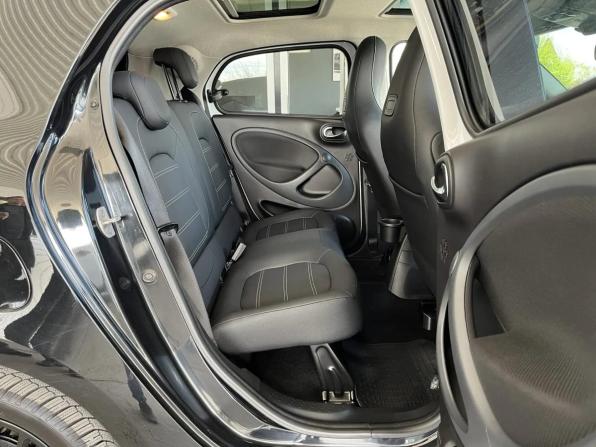 Smart Forfour II с пробегом 2016 года, цена 969 000 рублей, 118807 км, хэтчбек, Автокод Объявления