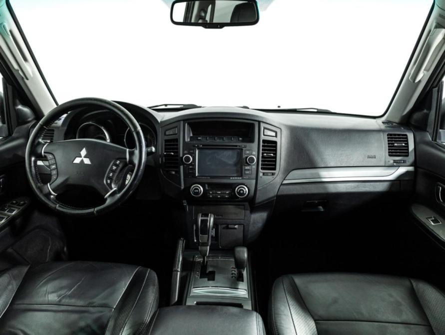 Mitsubishi Pajero IV Рестайлинг 1 Санкт-Петербург  - изображение 14
