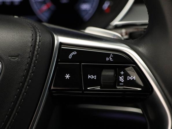 Audi A8 IV (D5) с пробегом 2019 года, цена 7 389 000 рублей, 28840 км, седан, Автокод Объявления