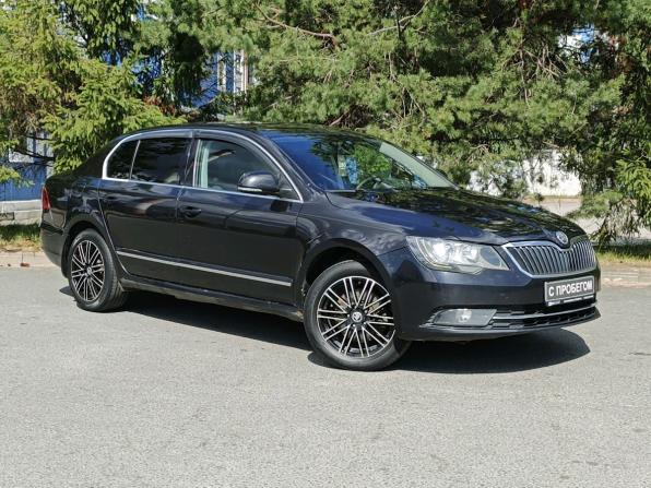 Skoda Superb II Рестайлинг с пробегом 2013 года, цена 879 000 рублей, 268196 км, лифтбек, Автокод Объявления