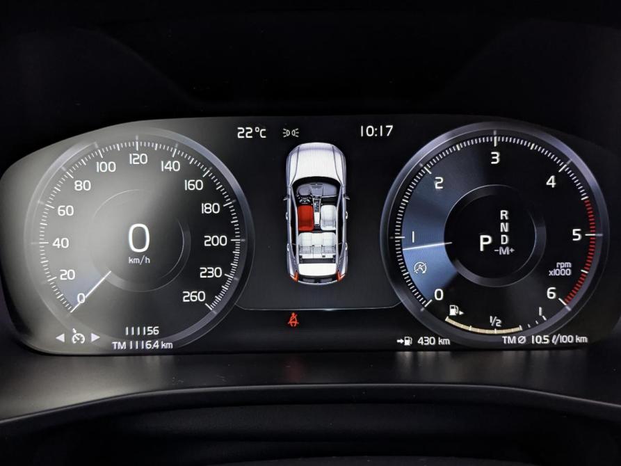 Volvo XC40 I Москва  - изображение 16