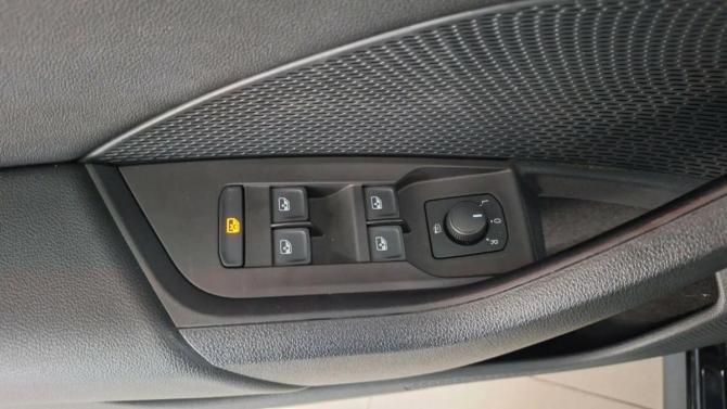 Skoda Octavia IV (A8) с пробегом 2021 года, цена 2 350 000 рублей, 47600 км, лифтбек, Автокод Объявления