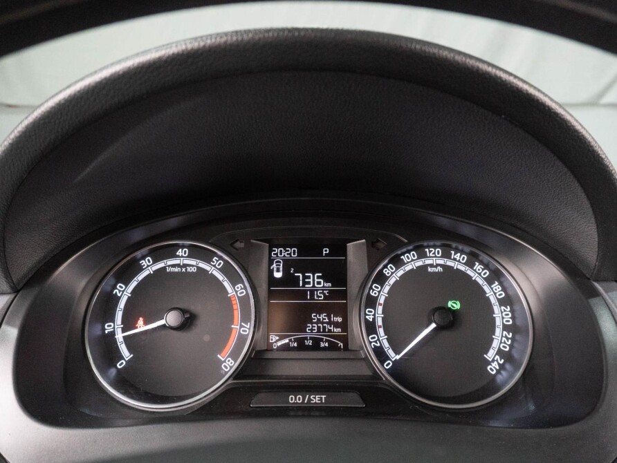 Skoda Rapid I Рестайлинг Сургут  - изображение 18