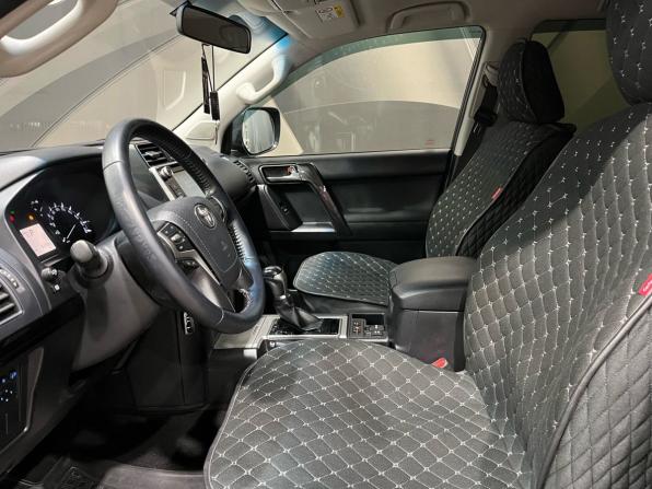 Toyota Land Cruiser Prado 150 Series Рестайлинг 2 с пробегом 2018 года, цена 4 440 000 рублей, 83000 км, внедорожник, Автокод Объявления