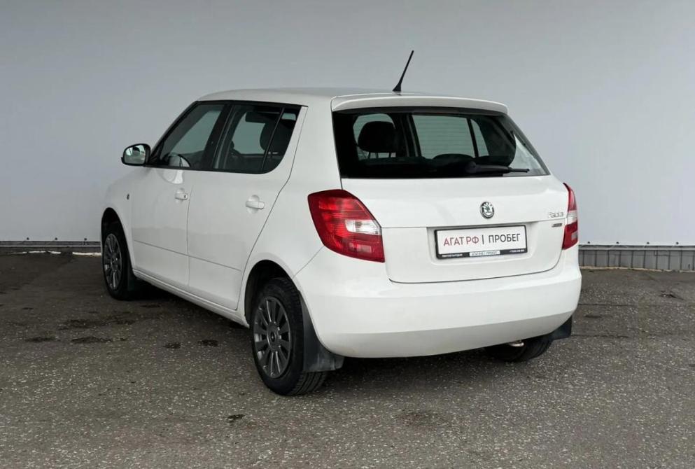 Skoda Fabia II Рестайлинг Киров  - изображение 7