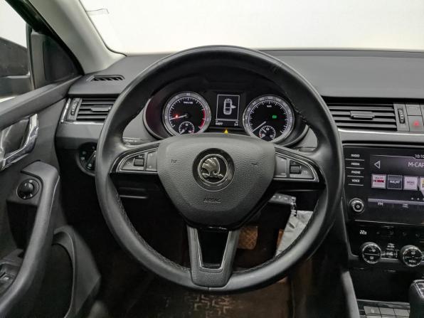 Skoda Octavia III (A7) Рестайлинг с пробегом 2019 года, цена 2 090 000 рублей, 84000 км, лифтбек, Автокод Объявления
