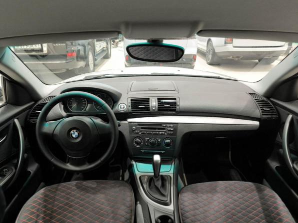 BMW 1 серии I (E81/E82/E87/E88) Рестайлинг с пробегом 2011 года, цена 899 000 рублей, 198211 км, хэтчбек, Автокод Объявления