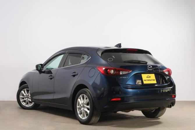 Mazda Axela III Рестайлинг с пробегом 2018 года, цена 1 349 000 рублей, 117000 км, хэтчбек, Автокод Объявления