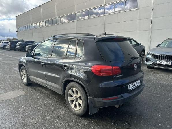 Volkswagen Tiguan I Рестайлинг с пробегом 2013 года, цена 1 499 000 рублей, 171000 км, внедорожник, Автокод Объявления