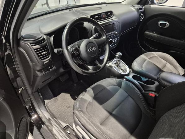 Kia Soul II Рестайлинг с пробегом 2018 года, цена 1 649 000 рублей, 51110 км, хэтчбек, Автокод Объявления