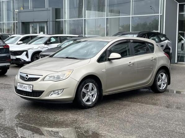 Opel Astra J с пробегом 2012 года, цена 563 000 рублей, 152088 км, хэтчбек, Автокод Объявления