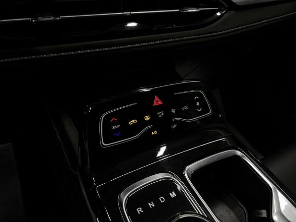 JAC JS6 с пробегом 2023 года, цена 1 795 000 рублей, 27909 км, внедорожник, Автокод Объявления