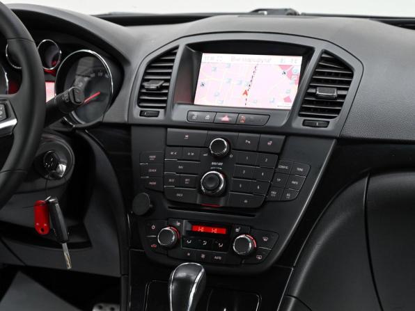 Opel Insignia I с пробегом 2012 года, цена 849 000 рублей, 130128 км, универсал, Автокод Объявления