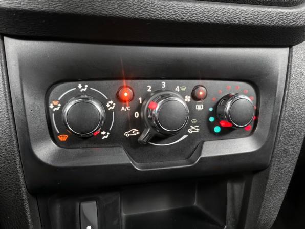 Lada (ВАЗ) XRAY I с пробегом 2017 года, цена 870 000 рублей, 51741 км, хэтчбек, Автокод Объявления