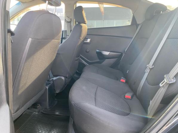 Kia Rio III с пробегом 2012 года, цена 559 000 рублей, 208000 км, седан, Автокод Объявления