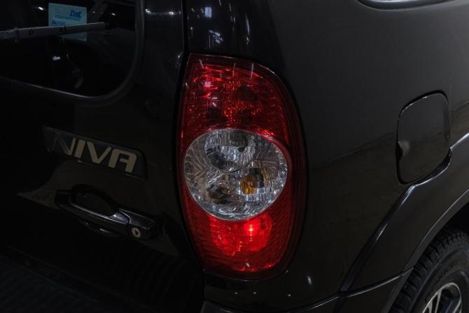 Chevrolet Niva I Рестайлинг с пробегом 2011 года, цена 549 000 рублей, 143000 км, внедорожник, Автокод Объявления