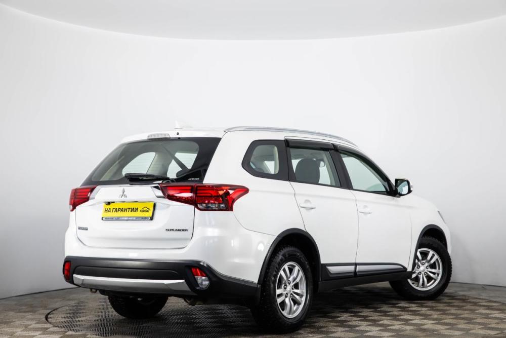 Mitsubishi Outlander III Рестайлинг 2 Пермь  - изображение 4