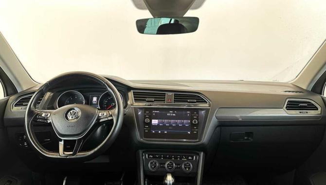 Volkswagen Tiguan II с пробегом 2018 года, цена 2 220 000 рублей, 98112 км, внедорожник, Автокод Объявления