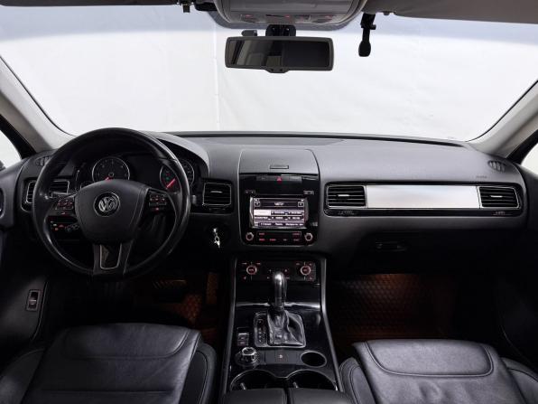 Volkswagen Touareg II с пробегом 2012 года, цена 1 780 000 рублей, 285614 км, внедорожник, Автокод Объявления