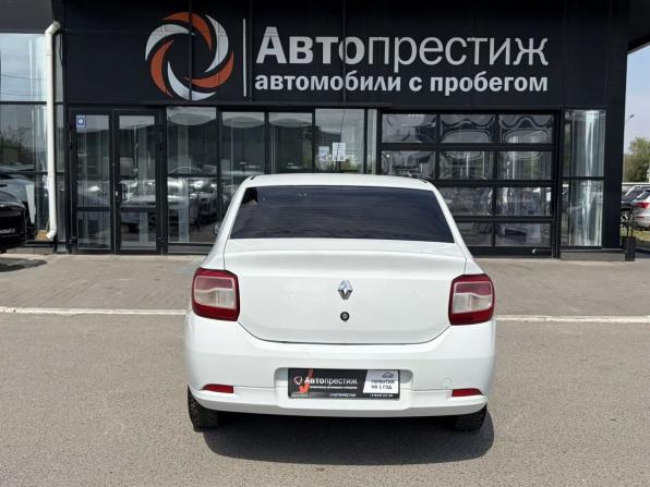 Renault Logan II Рестайлинг с пробегом 2019 года, цена 590 999 рублей, 152117 км, седан, Автокод Объявления