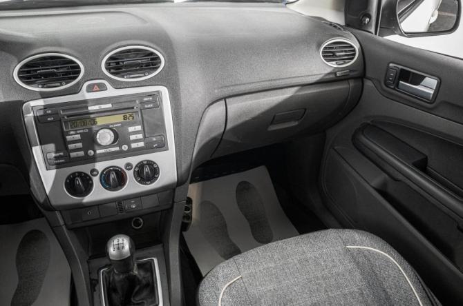 Ford Focus II с пробегом 2006 года, цена 449 000 рублей, 317000 км, хэтчбек, Автокод Объявления