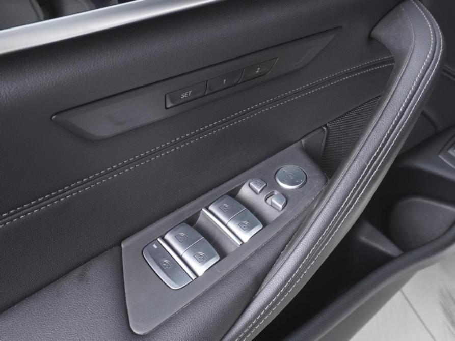 BMW 5 серии VII (G30/G31/G38) Рестайлинг Ростов-на-Дону  - изображение 14