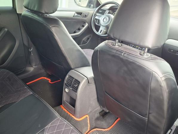Volkswagen Jetta VI с пробегом 2012 года, цена 945 000 рублей, 190500 км, седан, Автокод Объявления