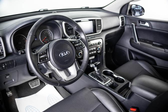 Kia Sportage IV Рестайлинг с пробегом 2019 года, цена 2 259 000 рублей, 170000 км, внедорожник, Автокод Объявления