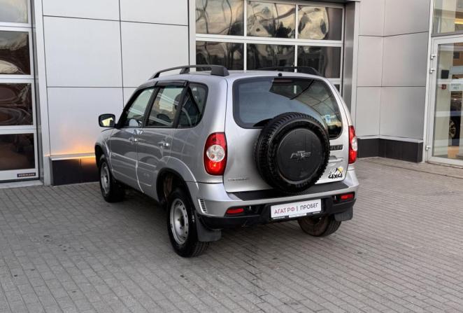 Chevrolet Niva I Рестайлинг с пробегом 2013 года, цена 460 000 рублей, 146656 км, внедорожник, Автокод Объявления