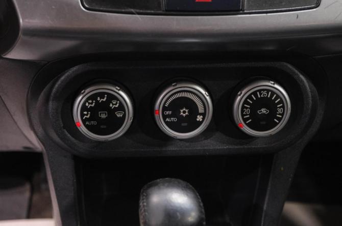 Mitsubishi Lancer X с пробегом 2010 года, цена 699 000 рублей, 210000 км, седан, Автокод Объявления