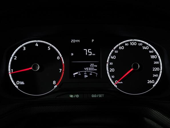Volkswagen Polo VI с пробегом 2021 года, цена 1 560 000 рублей, 49275 км, лифтбек, Автокод Объявления