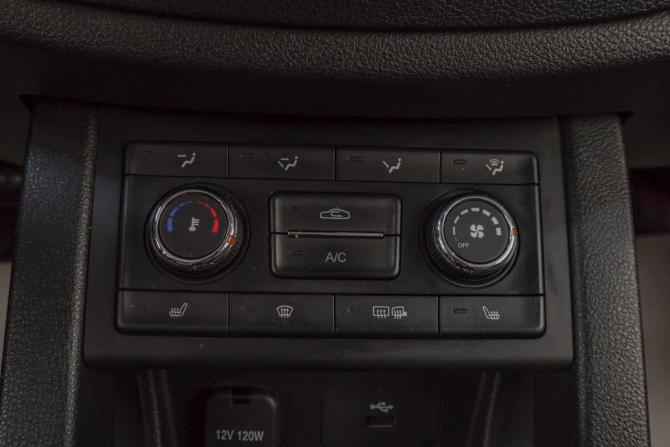 FAW Besturn X40 I с пробегом 2019 года, цена 1 299 000 рублей, 106945 км, внедорожник, Автокод Объявления