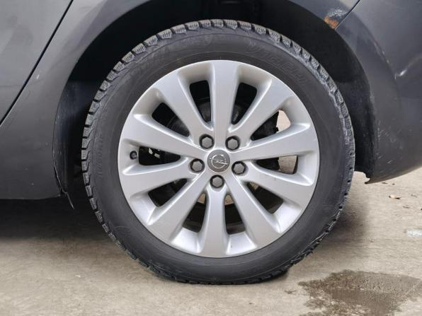 Opel Astra J Рестайлинг с пробегом 2014 года, цена 589 000 рублей, 193000 км, хэтчбек, Автокод Объявления