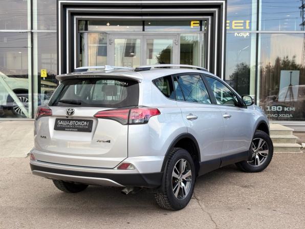 Toyota RAV4 IV (XA40) Рестайлинг с пробегом 2017 года, цена 2 030 000 рублей, 166418 км, внедорожник, Автокод Объявления