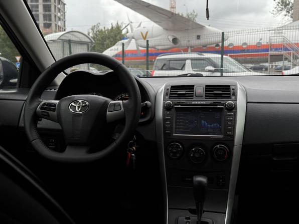 Toyota Corolla X (E140 E150) Рестайлинг с пробегом 2011 года, цена 1 035 000 рублей, 192621 км, седан, Автокод Объявления