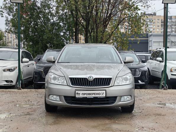 Skoda Octavia II (A5) Рестайлинг с пробегом 2013 года, цена 919 000 рублей, 120000 км, лифтбек, Автокод Объявления