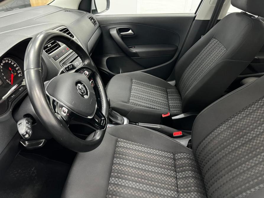 Volkswagen Polo V Рестайлинг Казань  - изображение 12