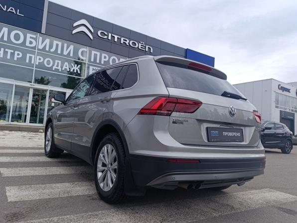 Volkswagen Tiguan II с пробегом 2017 года, цена 2 420 000 рублей, 118044 км, внедорожник, Автокод Объявления