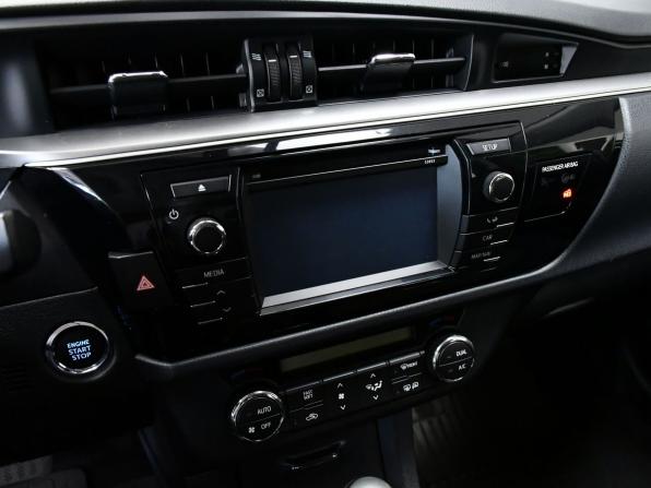 Toyota Corolla XI (E160 E170 E180) с пробегом 2013 года, цена 1 397 000 рублей, 112000 км, седан, Автокод Объявления