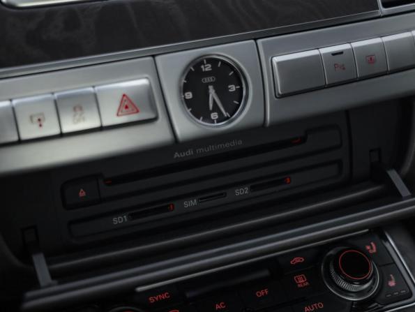 Audi A8 III (D4) с пробегом 2011 года, цена 1 990 000 рублей, 402351 км, седан, Автокод Объявления