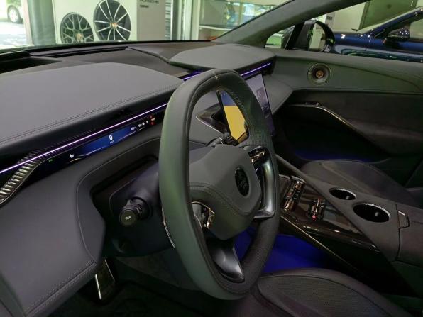 Lotus Eletre с пробегом 2023 года, цена 11 770 000 рублей, 10750 км, внедорожник, Автокод Объявления