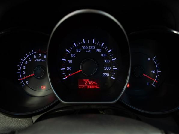 Kia Rio III Рестайлинг с пробегом 2016 года, цена 650 000 рублей, 340809 км, седан, Автокод Объявления