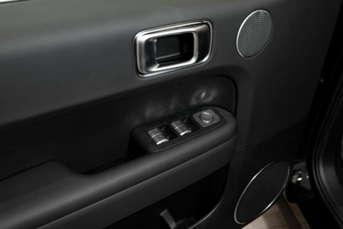 Новый Li Auto (Lixiang) L6 2025 года, цена 8 890 000 рублей, внедорожник, Автокод Объявления