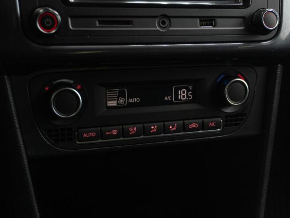 Volkswagen Polo V Рестайлинг с пробегом 2018 года, цена 1 169 000 рублей, 94740 км, седан, Автокод Объявления