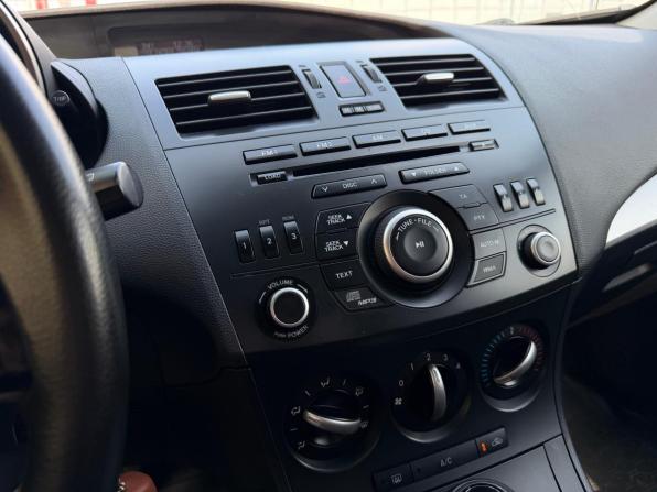 Mazda 3 II (BL) Рестайлинг с пробегом 2012 года, цена 889 000 рублей, 223223 км, хэтчбек, Автокод Объявления